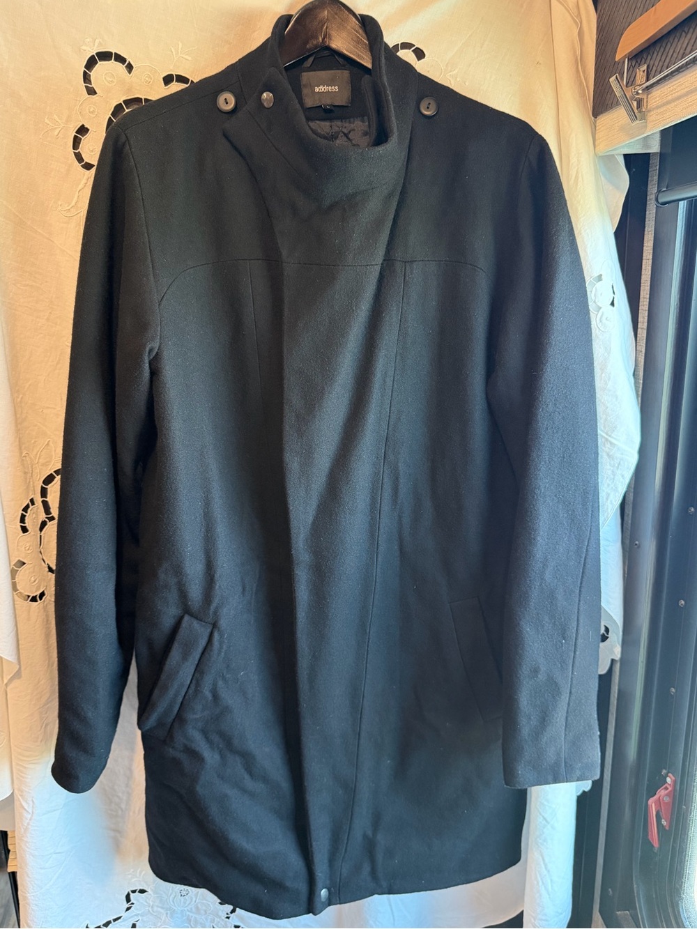 Address Berlin Black Coat L Minimalist Stand Collar Zip Quilted Lined